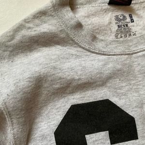 Fruit of the Loom Marvel Sweater - Size Small